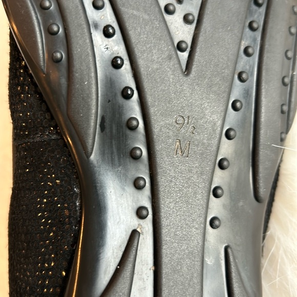 EUC Vaneli Black Suede Slip On Shoes, 9 1/2 M - Picture 9 of 11